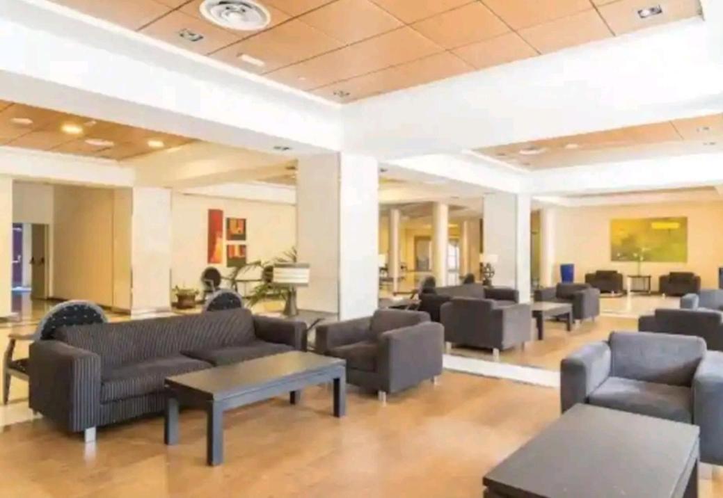 Elegante alojamiento con piscina a 200 m del mar. Apartamento Benalmádena Exterior foto